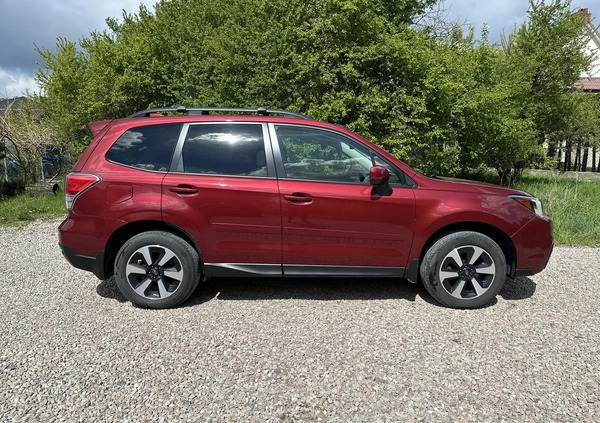 Subaru Forester cena 82999 przebieg: 74300, rok produkcji 2018 z Piaseczno małe 301